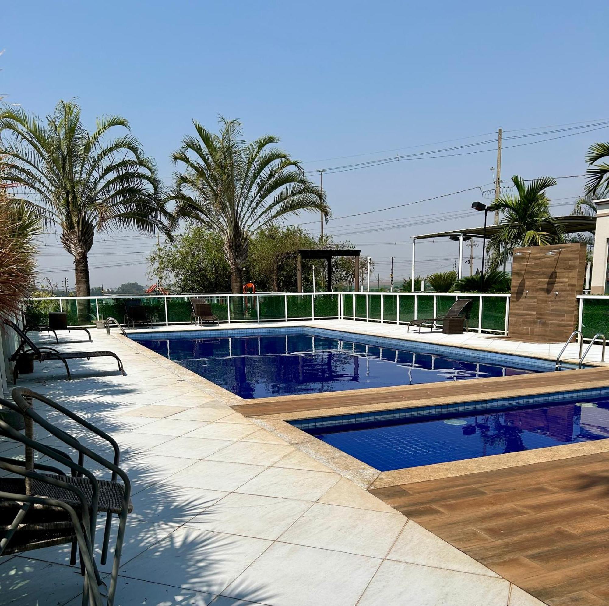 Ap Completo Vista Para Rua Arcond Wifi Piscina ลอนดริน่า ภายนอก รูปภาพ